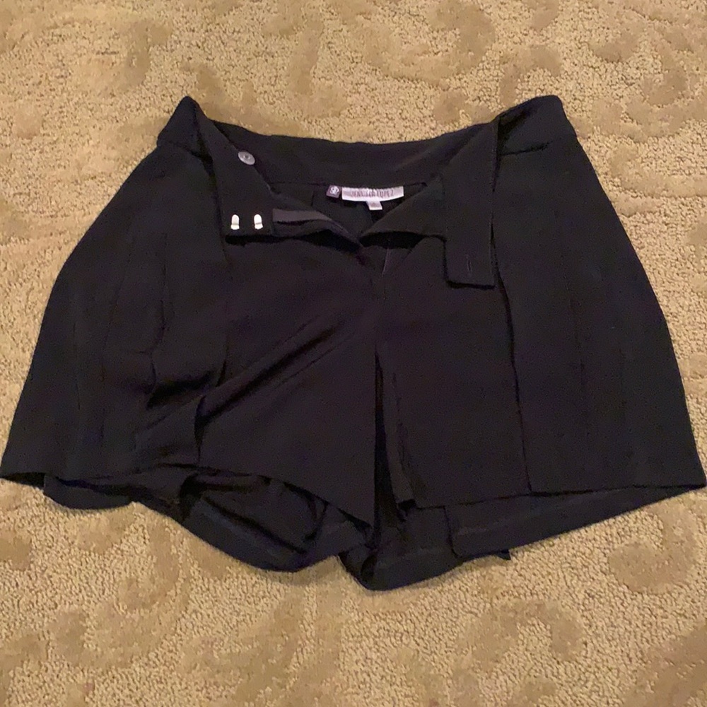 Jennifer Lopez dressy black shorts